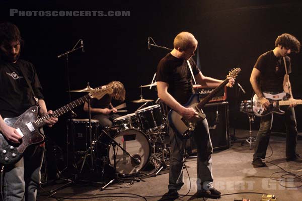 EXPLOSIONS IN THE SKY - 2007-02-27 - PARIS - Trabendo - 